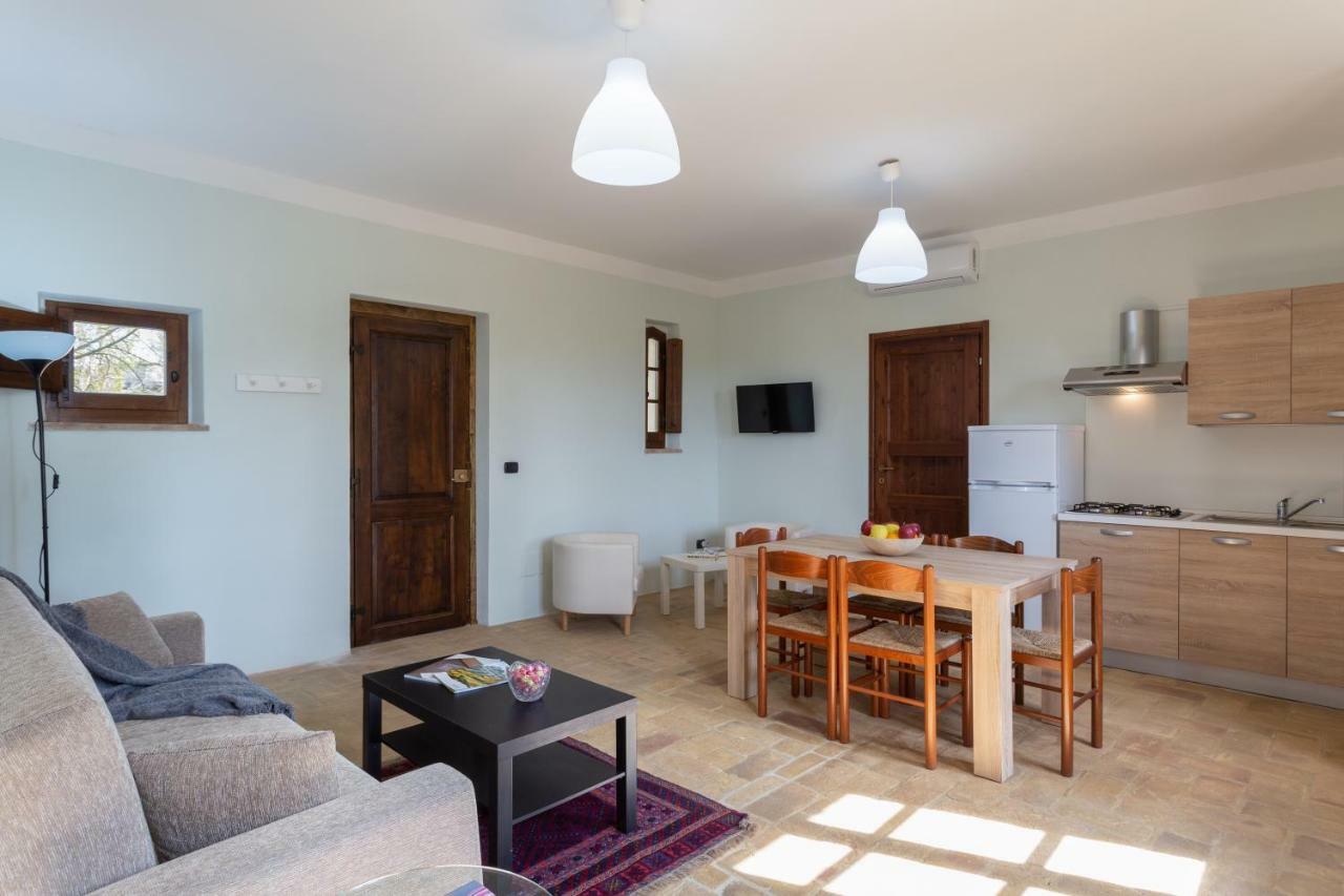 Gh Borgo Pulciano Agriturismo Montone  Dış mekan fotoğraf