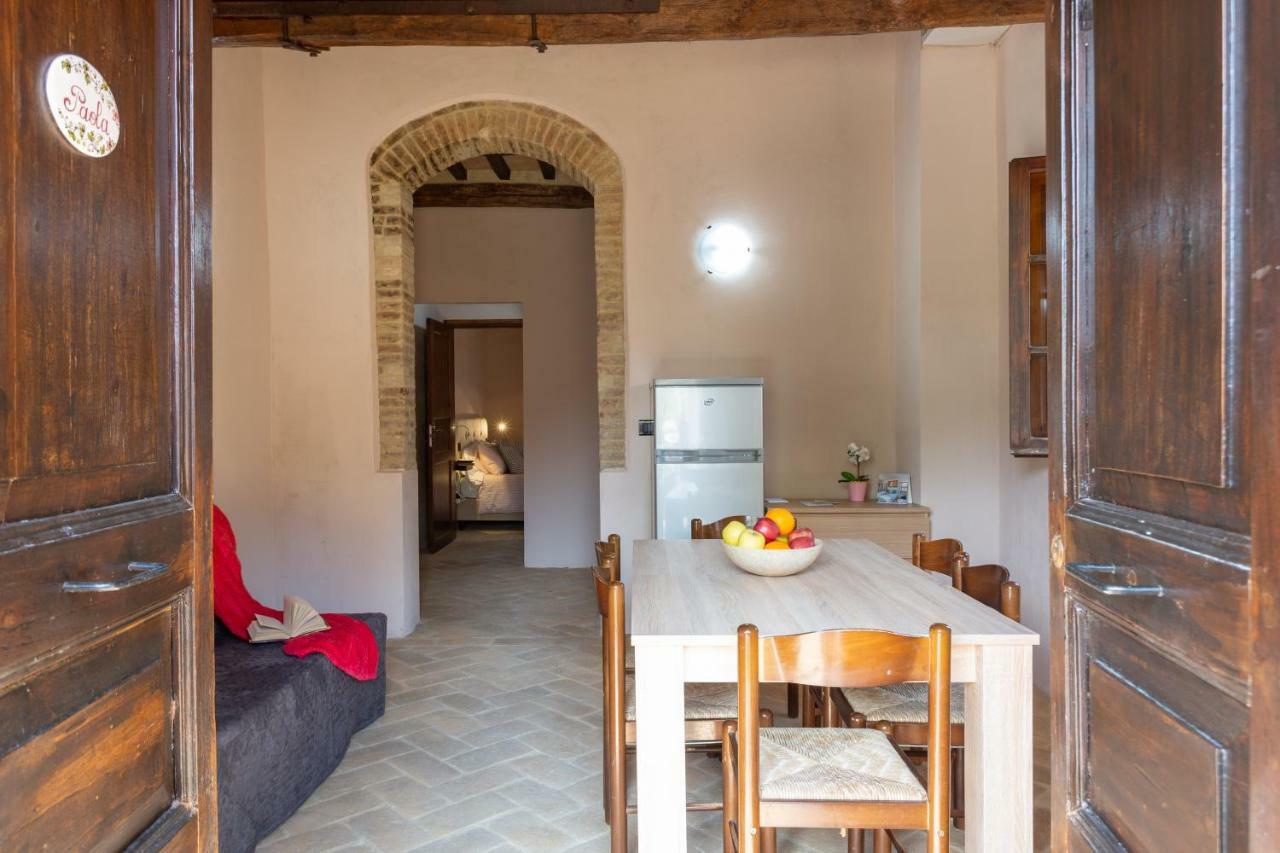Gh Borgo Pulciano Agriturismo Montone  Dış mekan fotoğraf